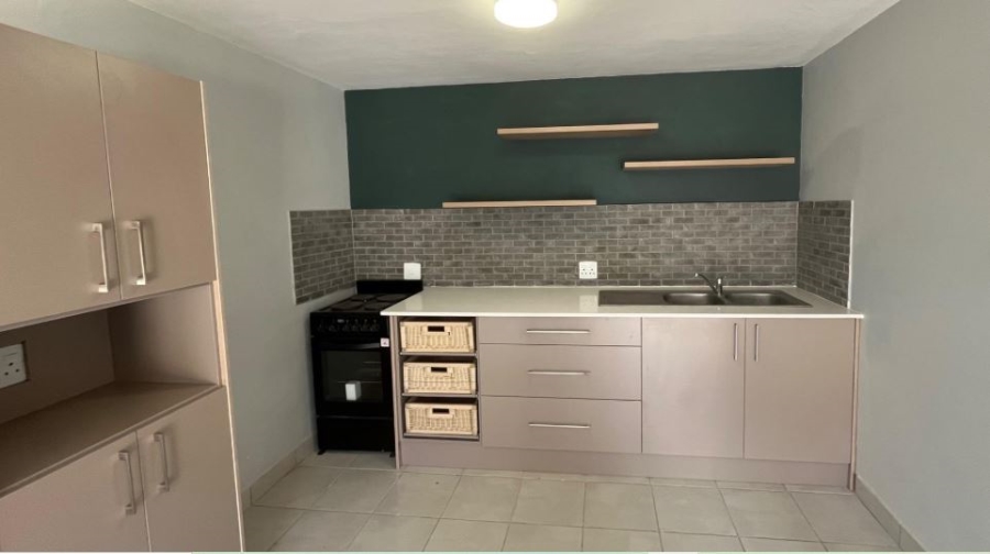 2 Bedroom Property for Sale in Hartenbos Central Western Cape